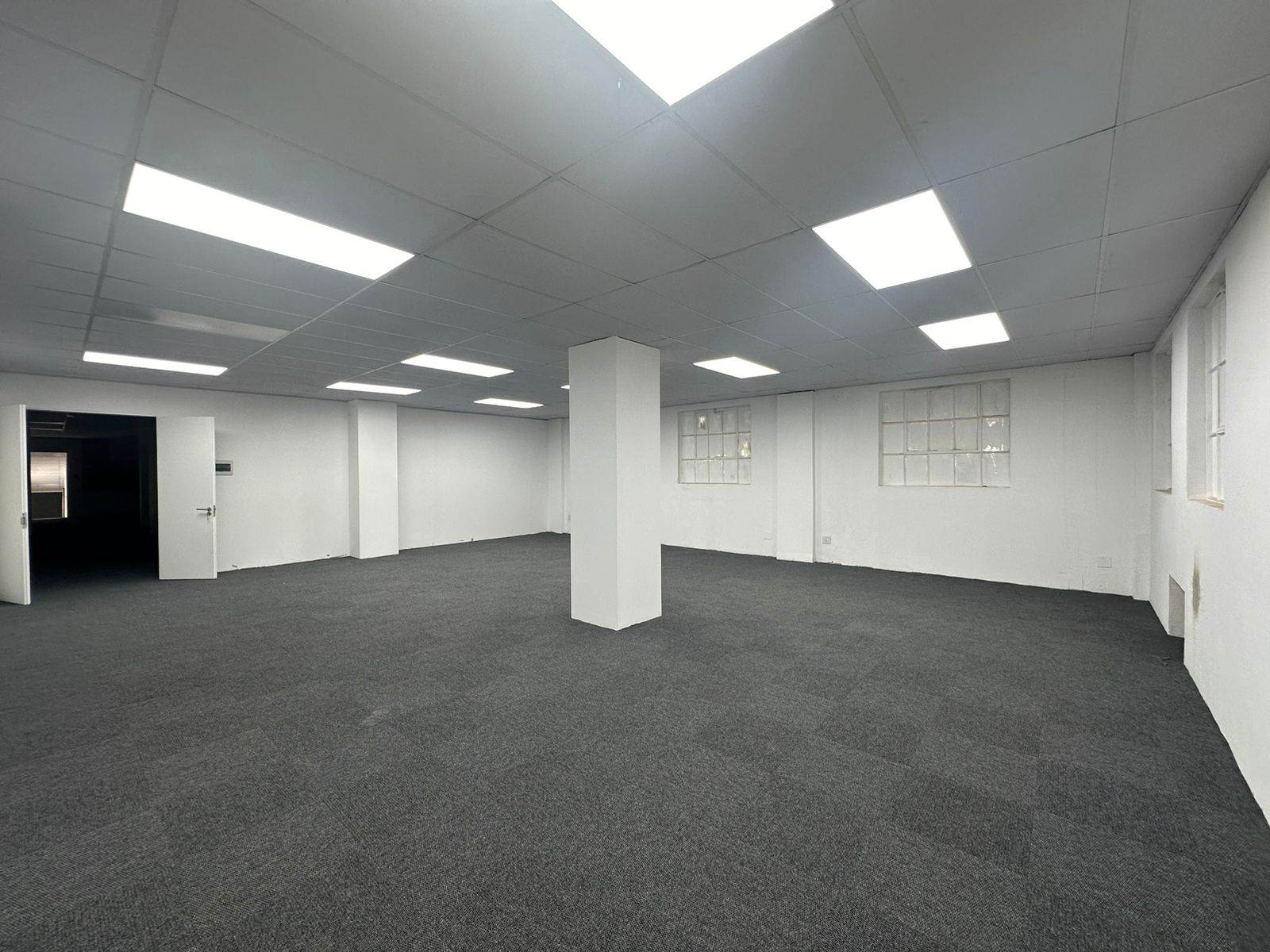 55  m² Commercial space in New Redruth photo number 15