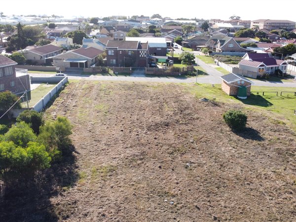 2 450 m² Land 2 450 m² Land