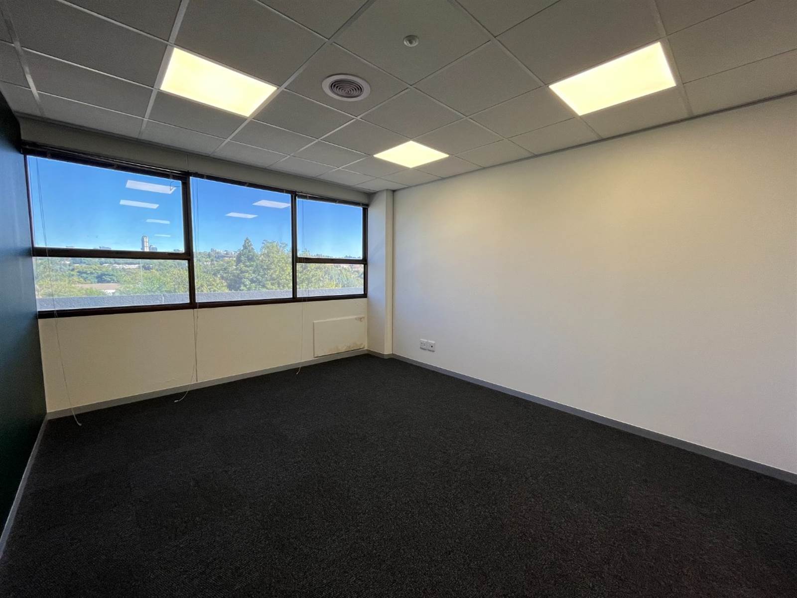 38  m² Office Space in Morningside photo number 5