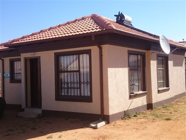 2 Bedroom House 2 Bedroom House