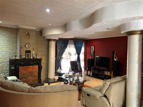 3 Bedroom House 3 Bedroom House