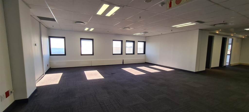 359  m² Commercial space in Sandown photo number 19