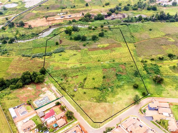 2 ha Land available in Clayville