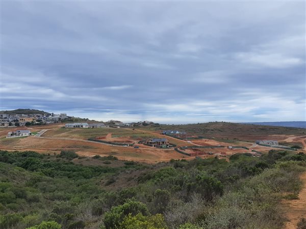 1535 m² Land available in Hartenbos