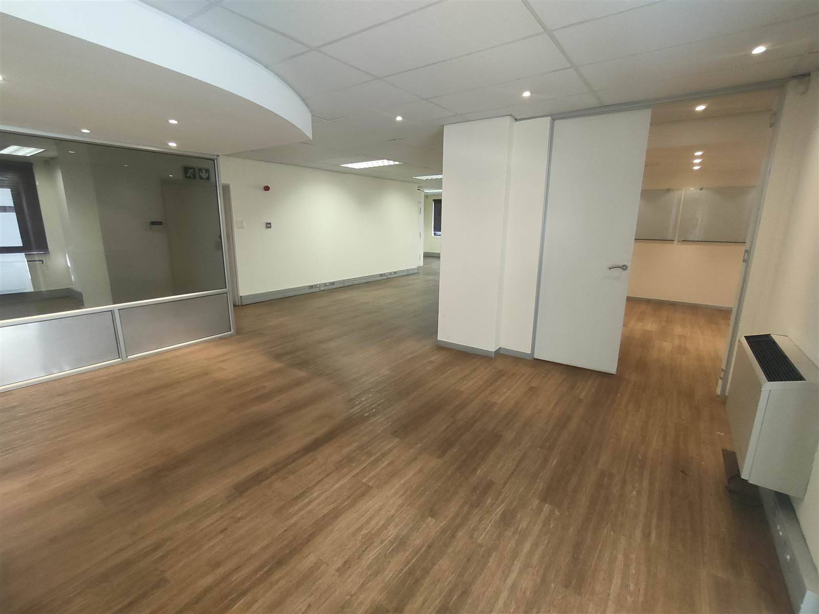 221  m² Commercial space in Tyger Valley photo number 9