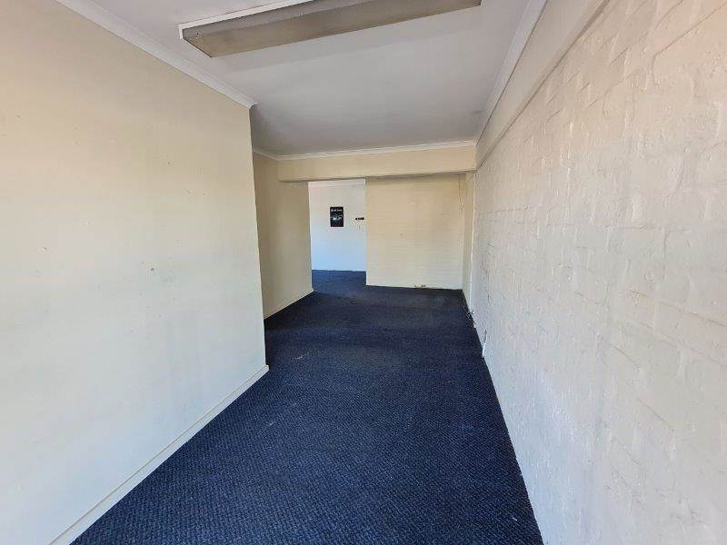 69  m² Commercial space in Knysna Central photo number 12