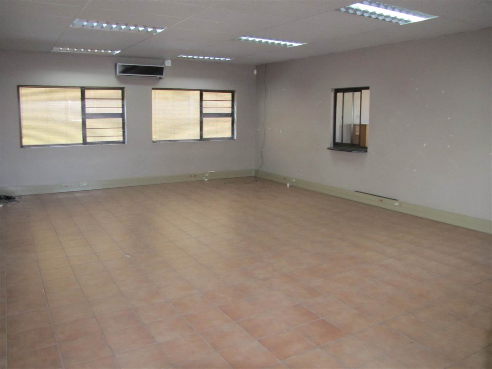 738  m² Commercial space in Sasolburg photo number 4