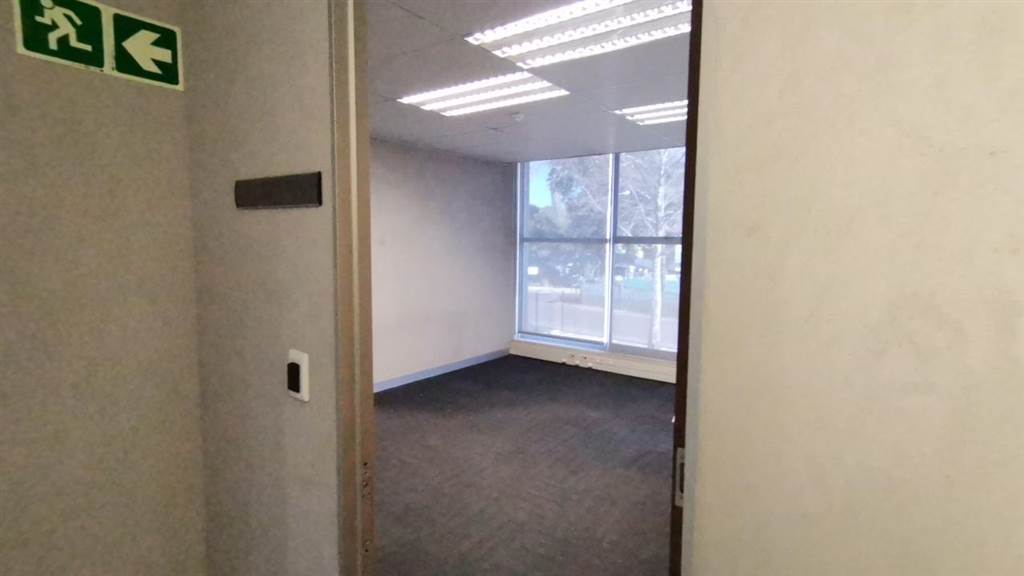163  m² Commercial space in Bedfordview photo number 5