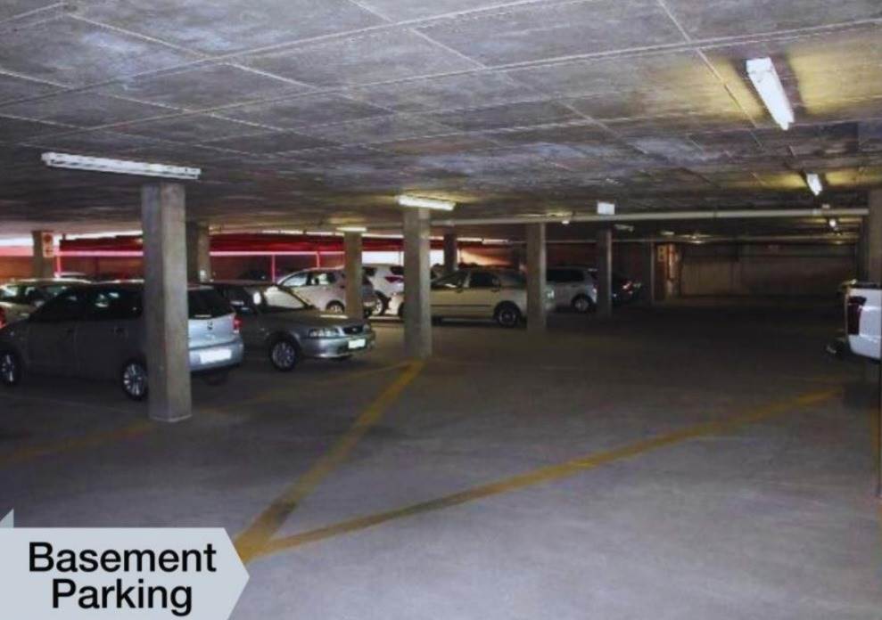 2550  m² Commercial space in Rustenburg Central photo number 8