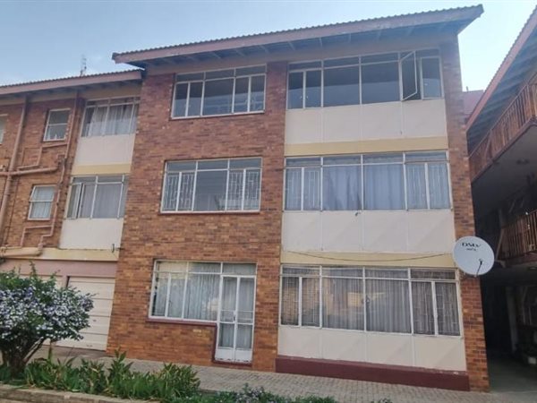 2 Bedroom Flat 2 Bedroom Flat