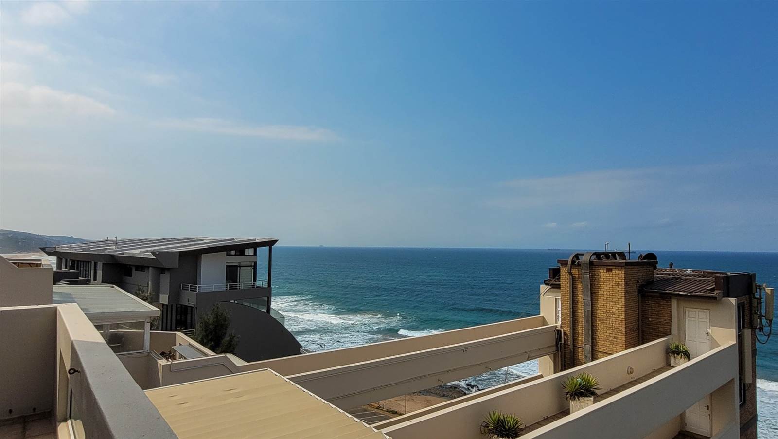 3 Bed Penthouse in Umdloti Beach photo number 24