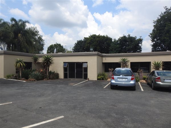 120 m² Office Space 120 m² Office Space