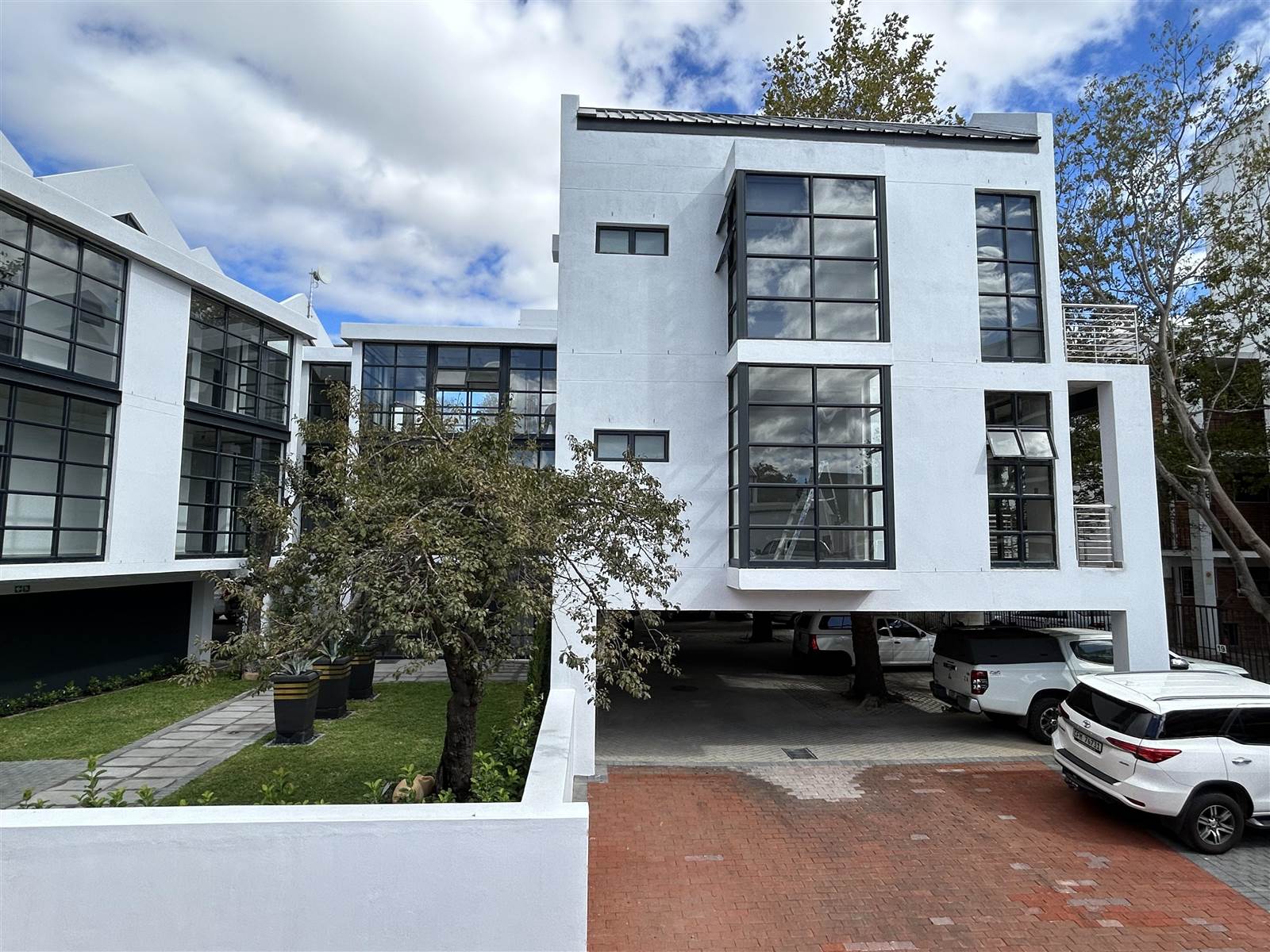42  m² Commercial space in Stellenbosch Central photo number 11