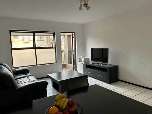 2 Bed Townhouse in Marais Steyn Park photo number 10