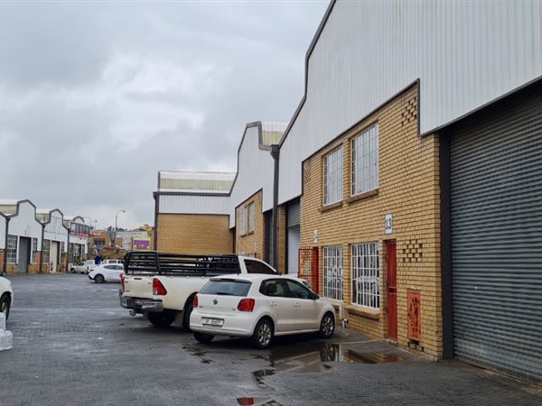 171  m² Industrial space