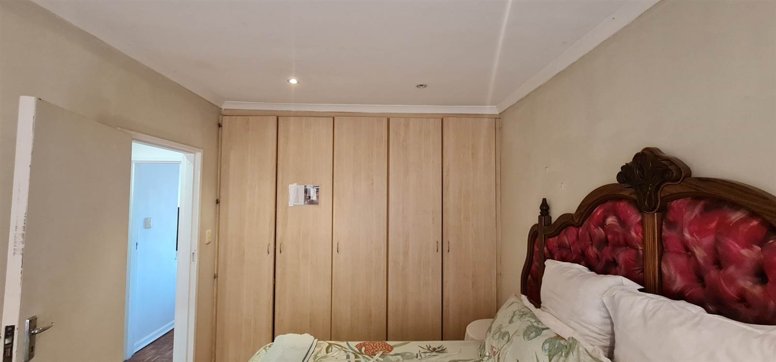 2 Bed Apartment in Newton Park photo number 7