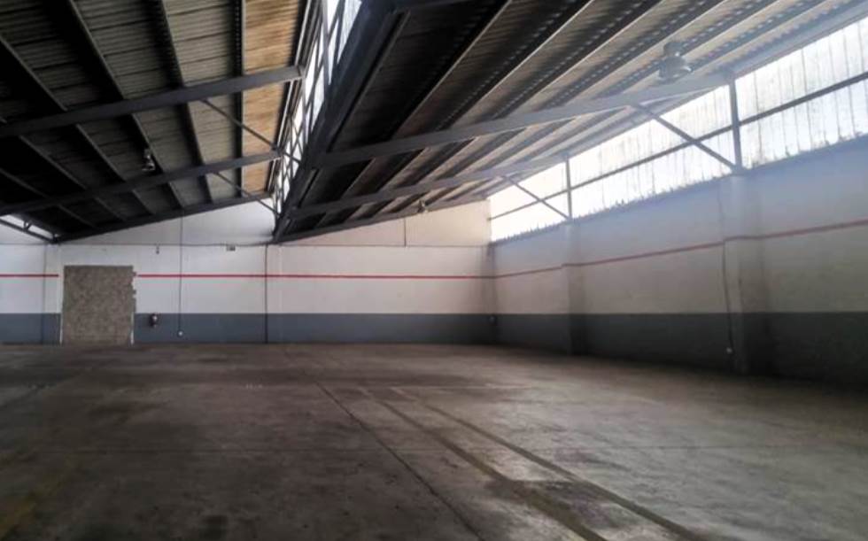 3075  m² Industrial space in Airport Industria photo number 5
