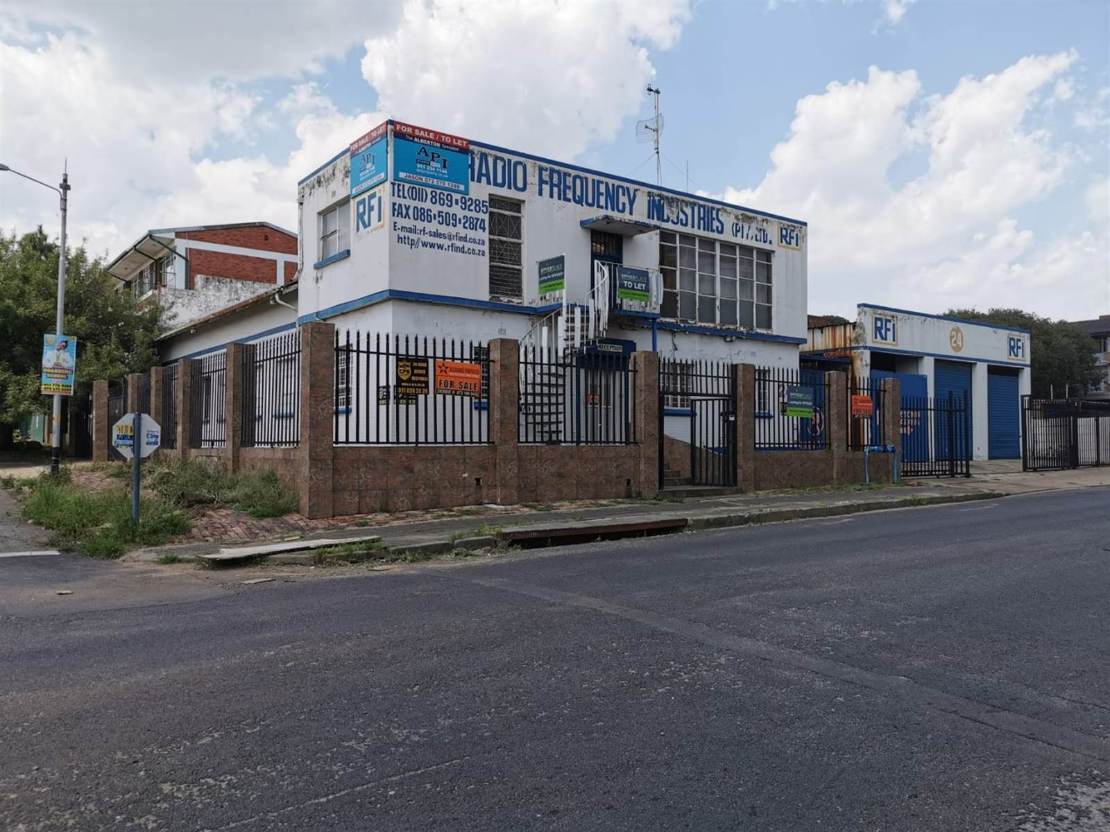 780  m² Commercial space in Alberton photo number 1