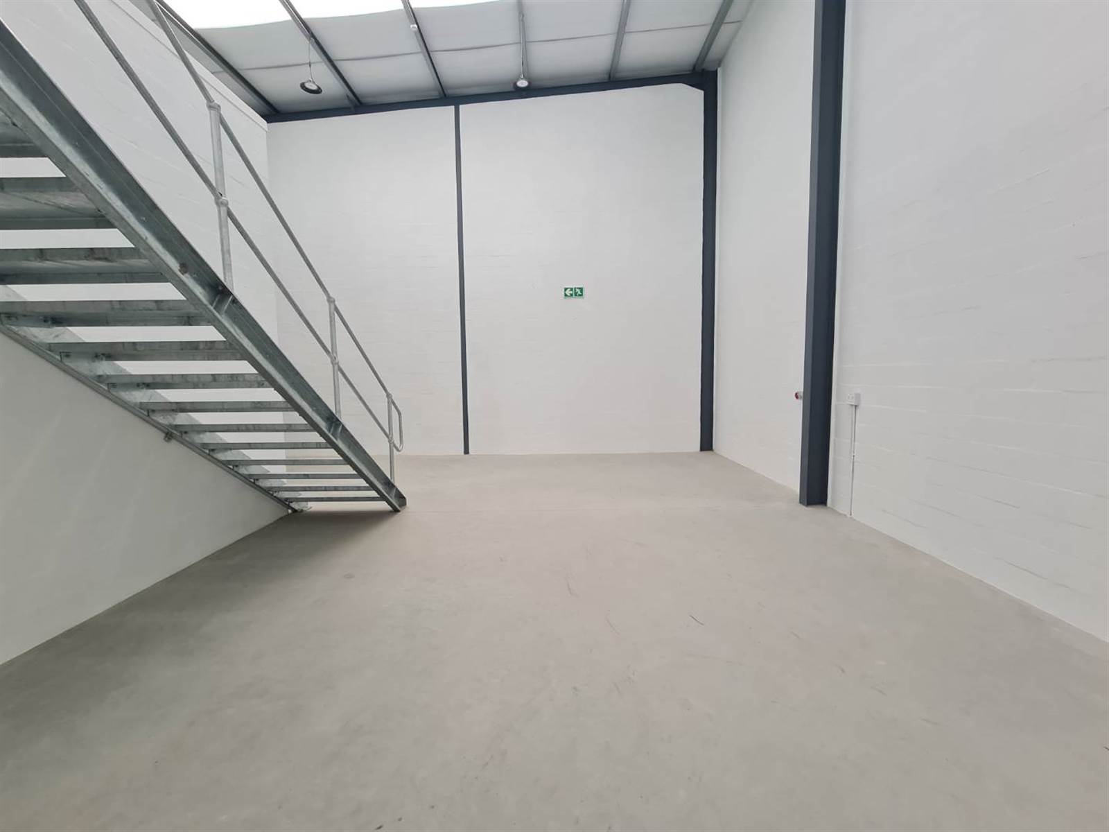 132  m² Industrial space in Parklands photo number 8