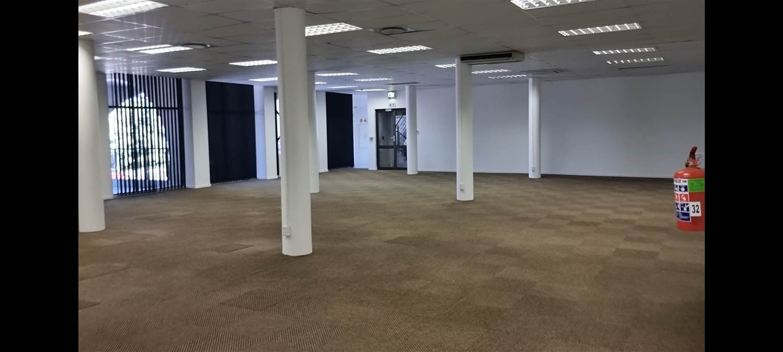 685  m² Commercial space in Bellville Central photo number 13