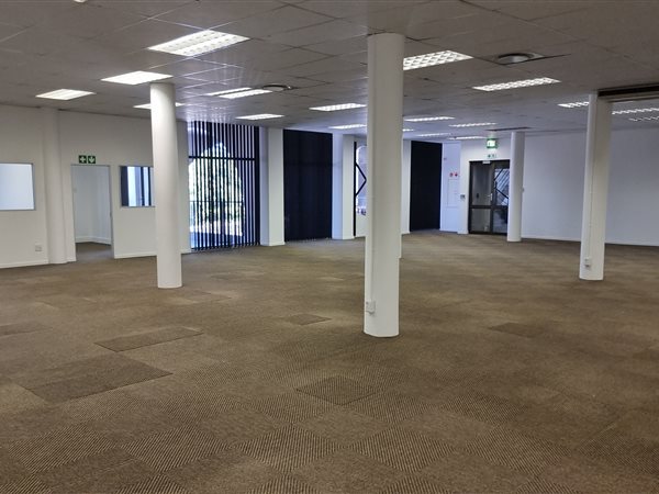 685  m² Commercial space in Bellville Central