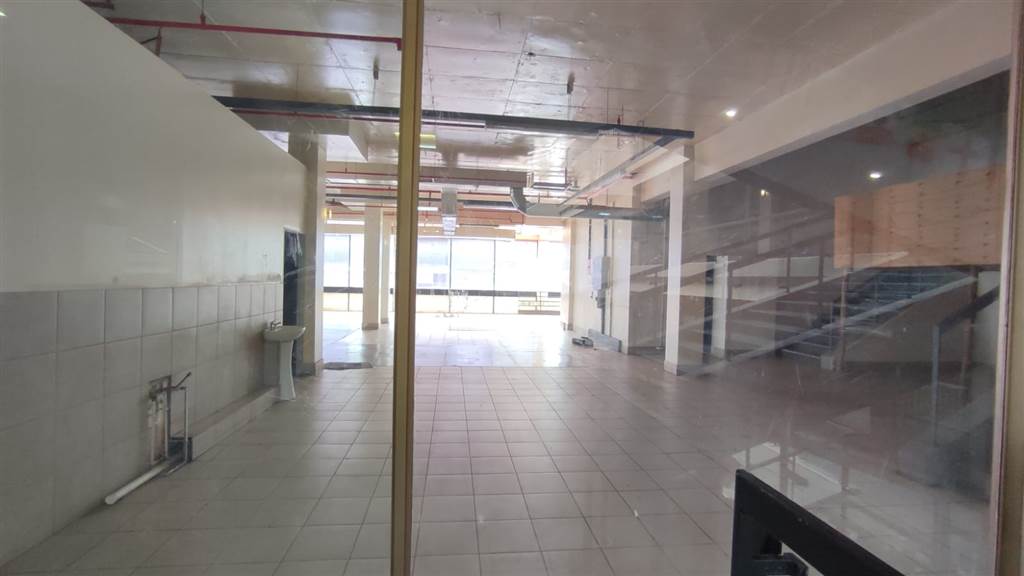 489  m² Commercial space in Edenvale photo number 22
