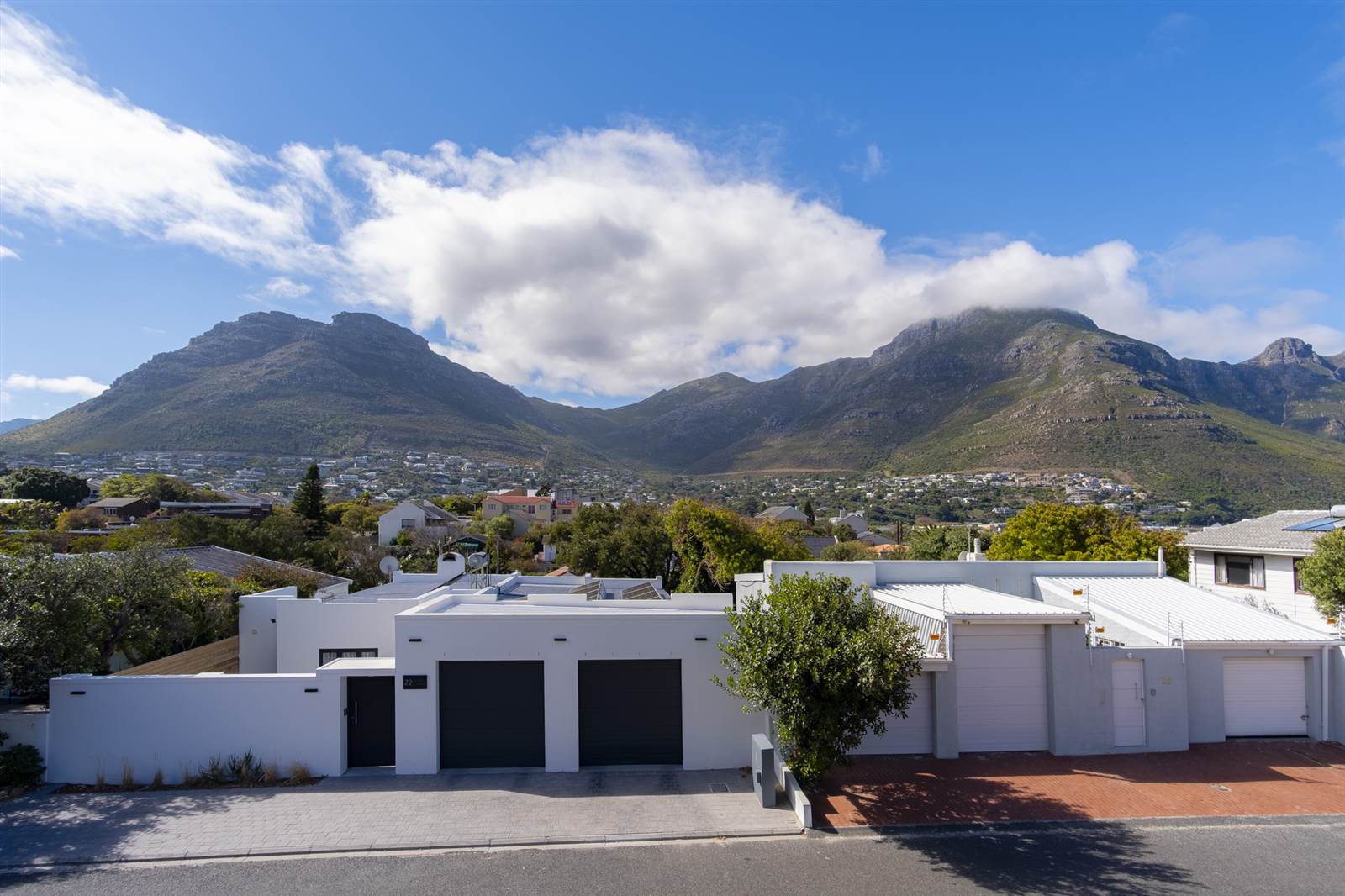 3 Bed House in Hout Bay and surrounds photo number 20