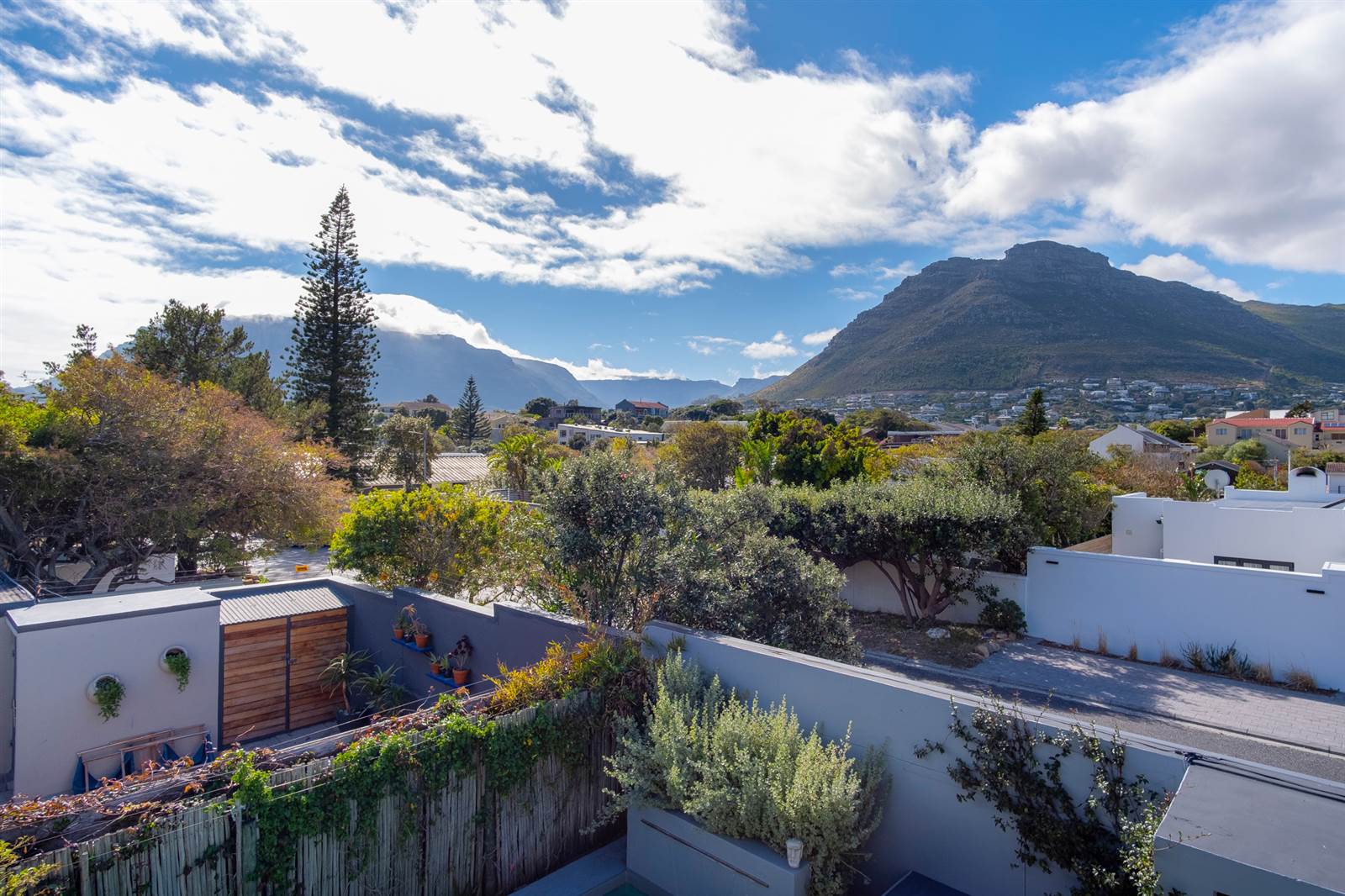 3 Bed House in Hout Bay and surrounds photo number 19