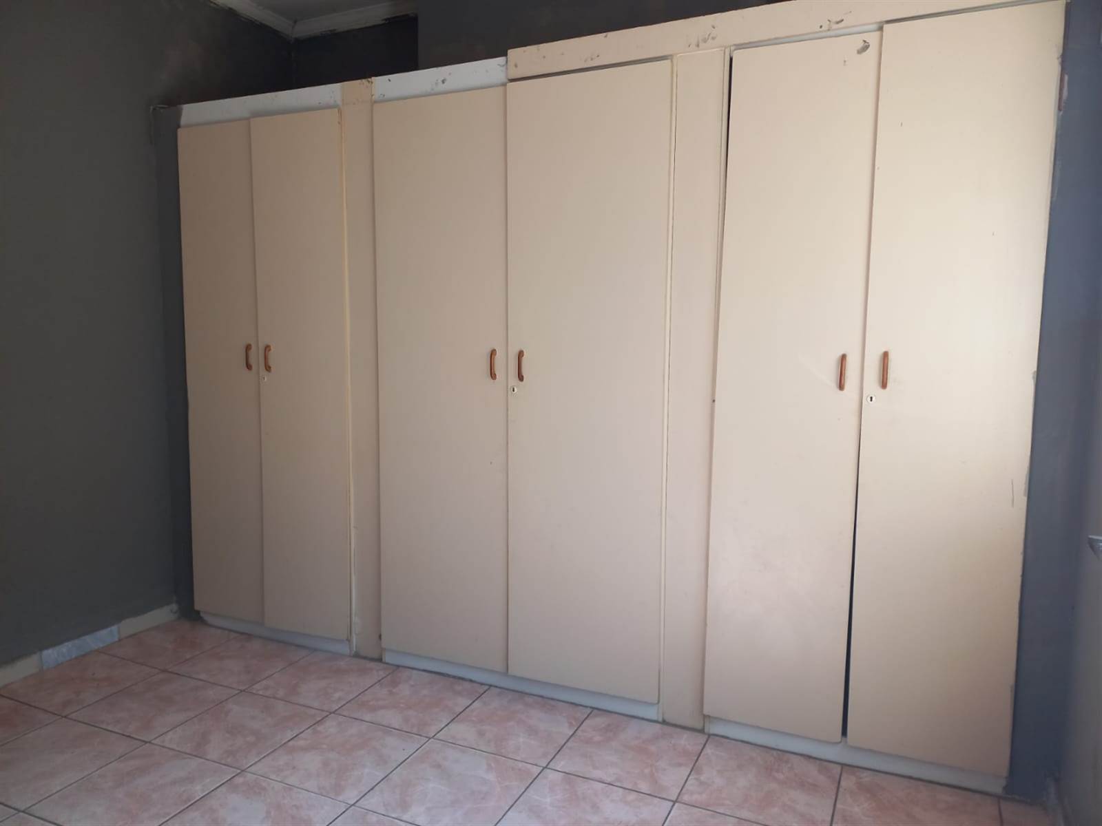 13 Bed House in Turffontein photo number 6