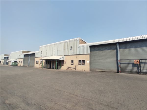 360  m² Industrial space