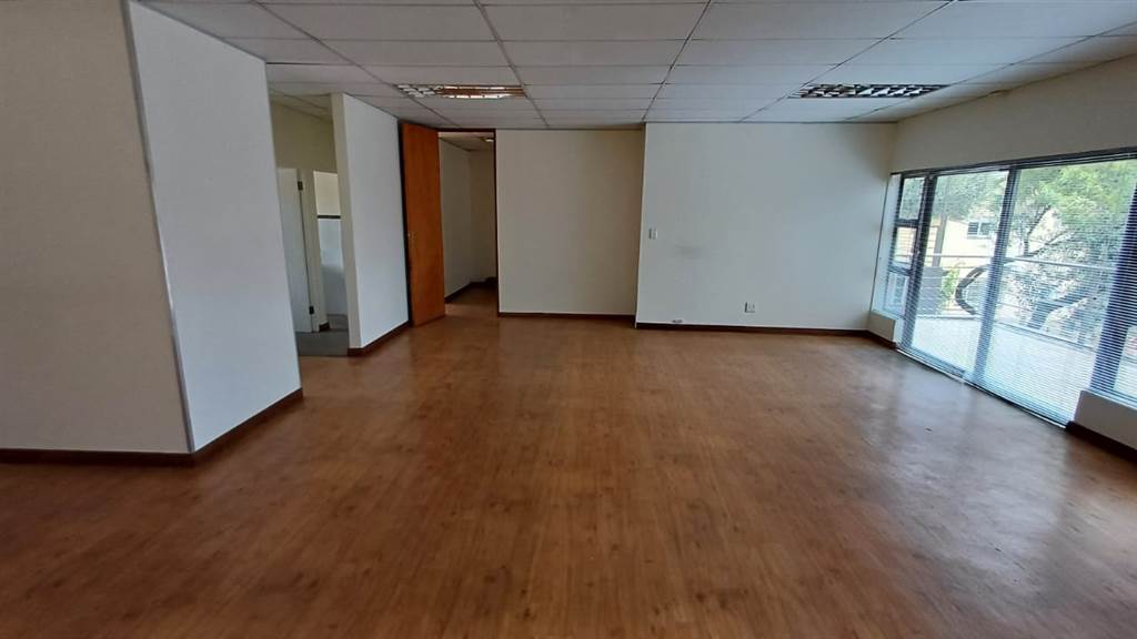 116  m² Commercial space in Randpark Ridge photo number 18