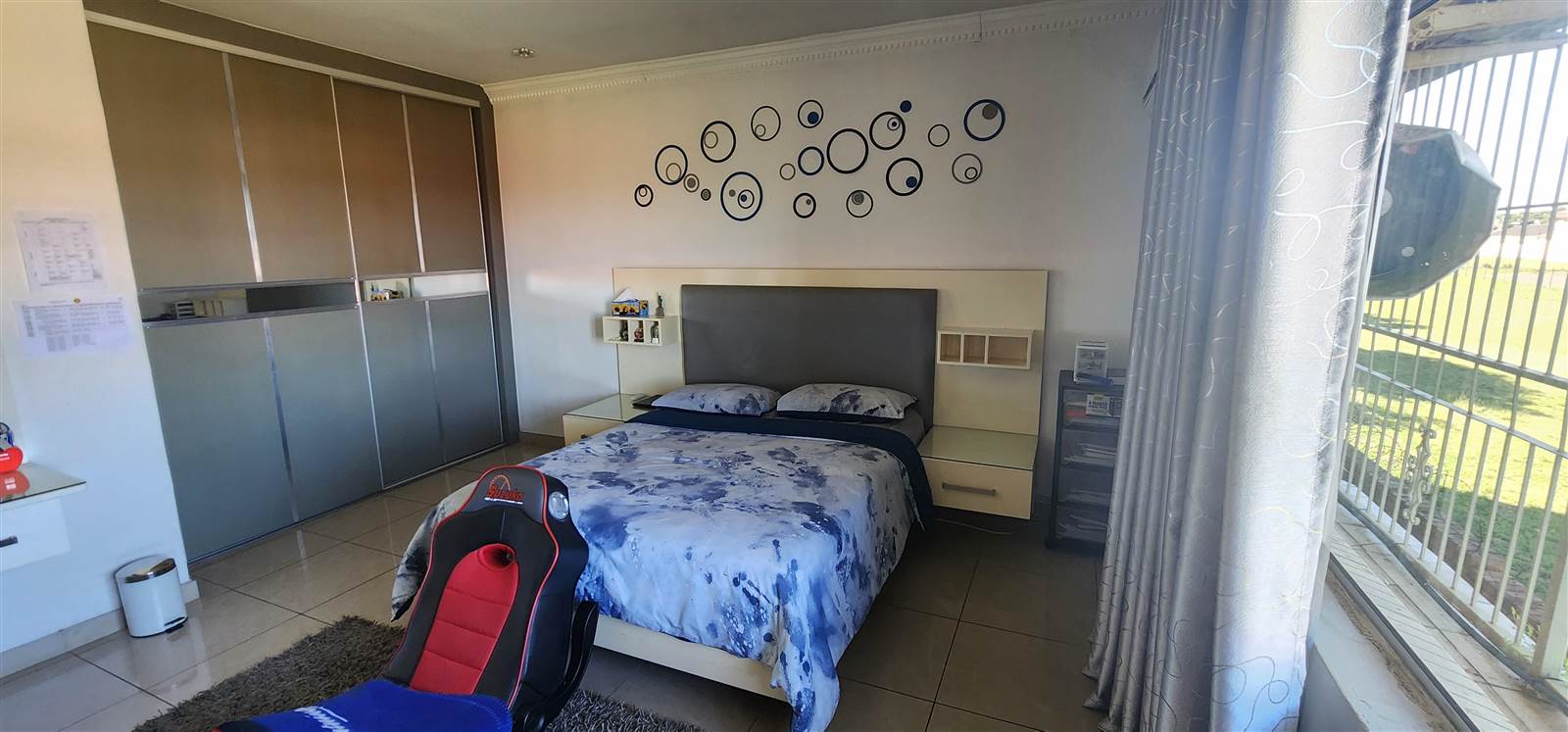 10 Bed House in Laudium photo number 13