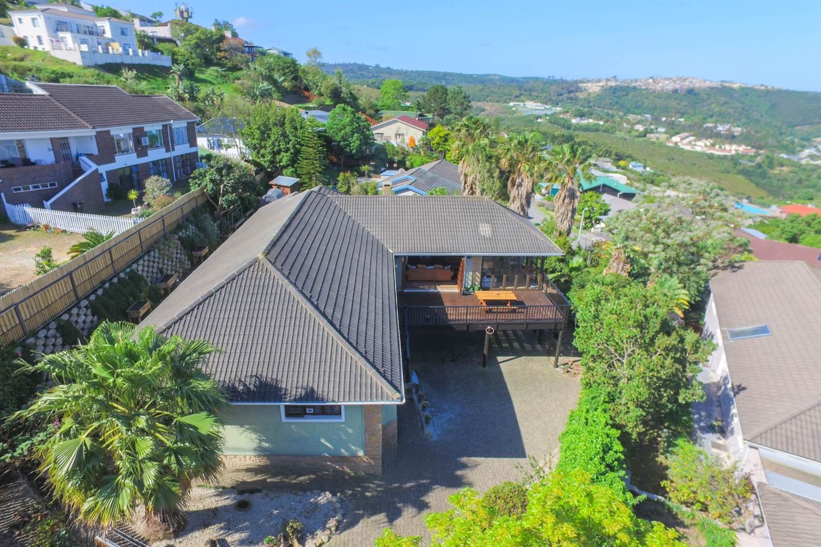 5 Bed House in Knysna Heights photo number 3
