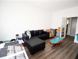 Apartment in Strand South