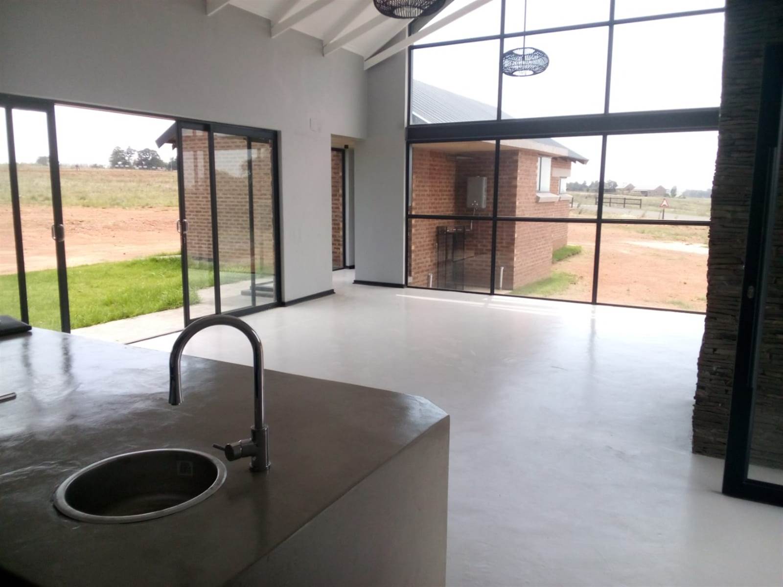 4 Bed House in Middelburg South photo number 23