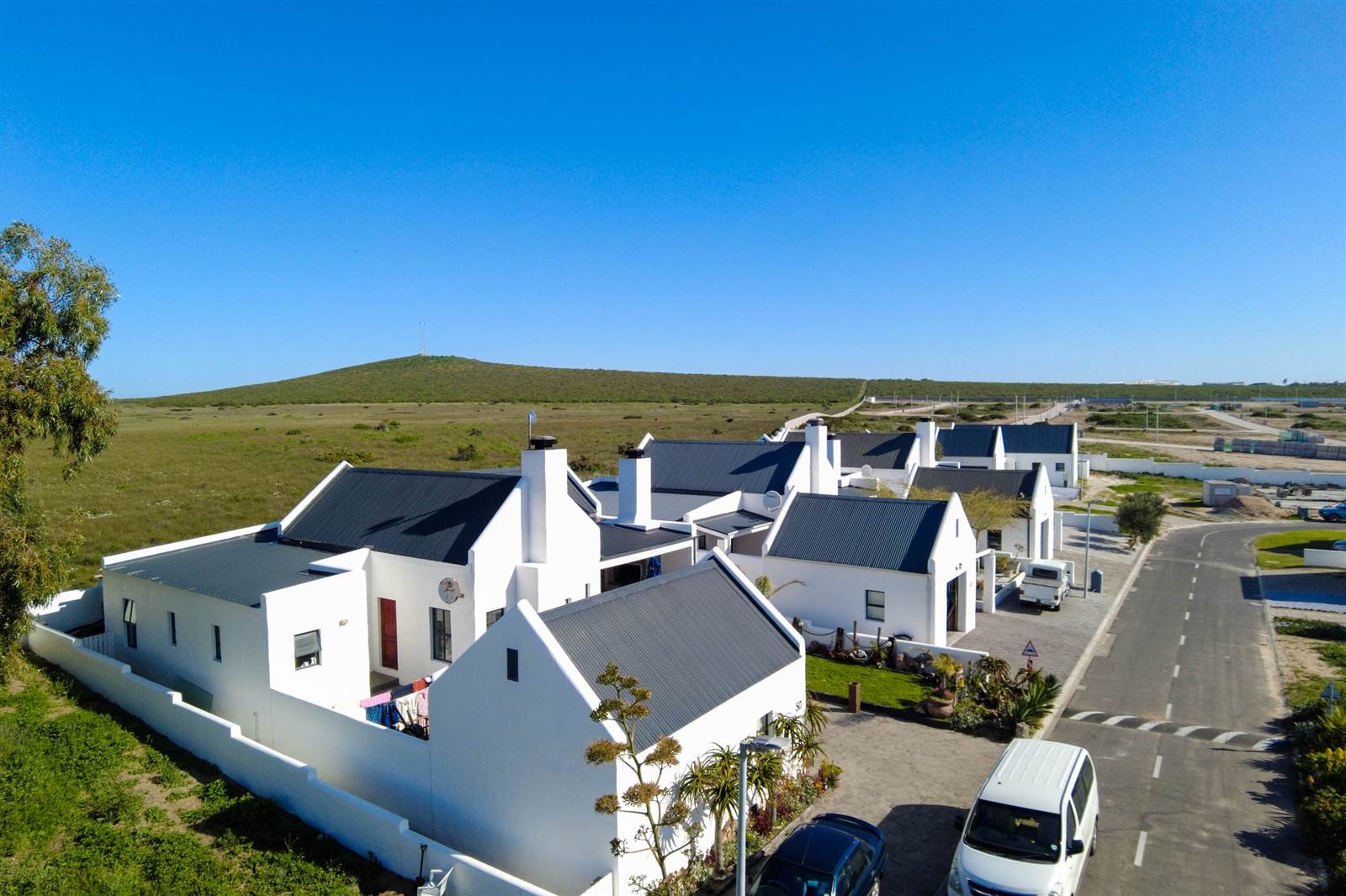 204 m² Land available in Yzerfontein photo number 1