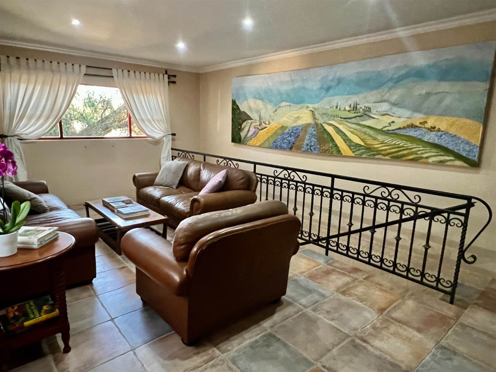 2 Bed Apartment in Craighall photo number 9