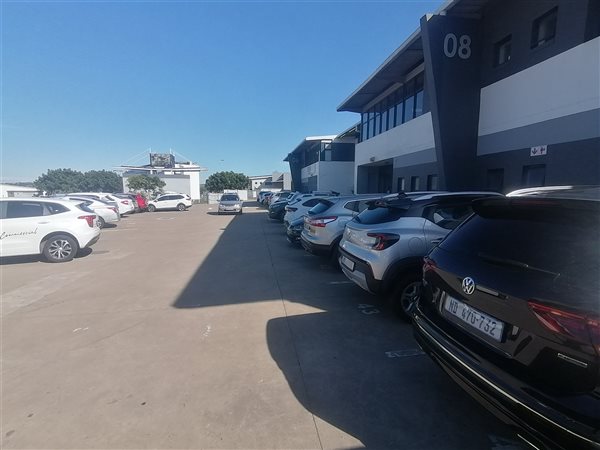 1316  m² Commercial space