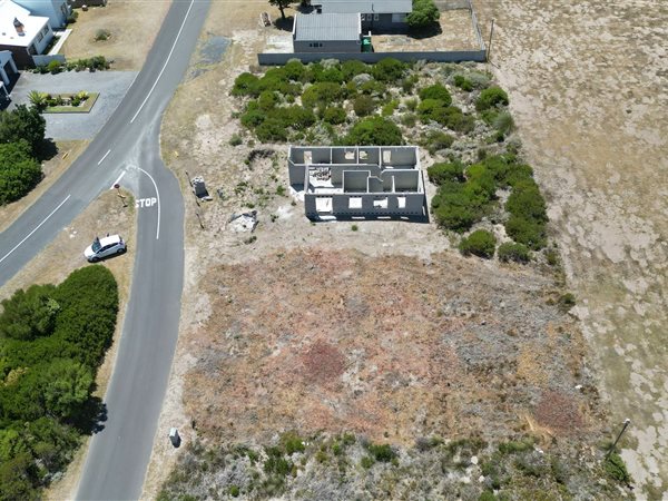 585 m² Land 585 m² Land