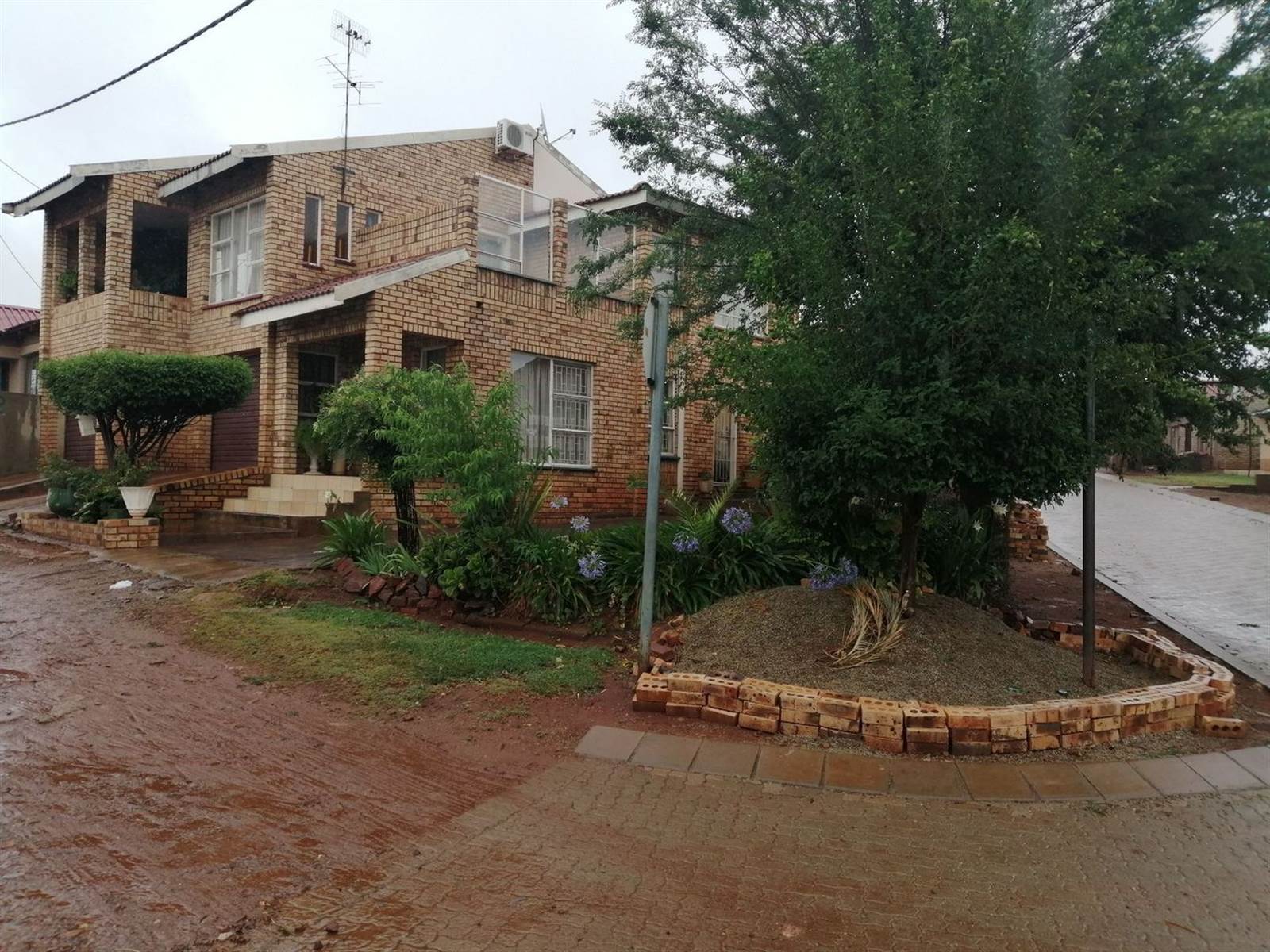 4 Bed House in Ikageng photo number 20
