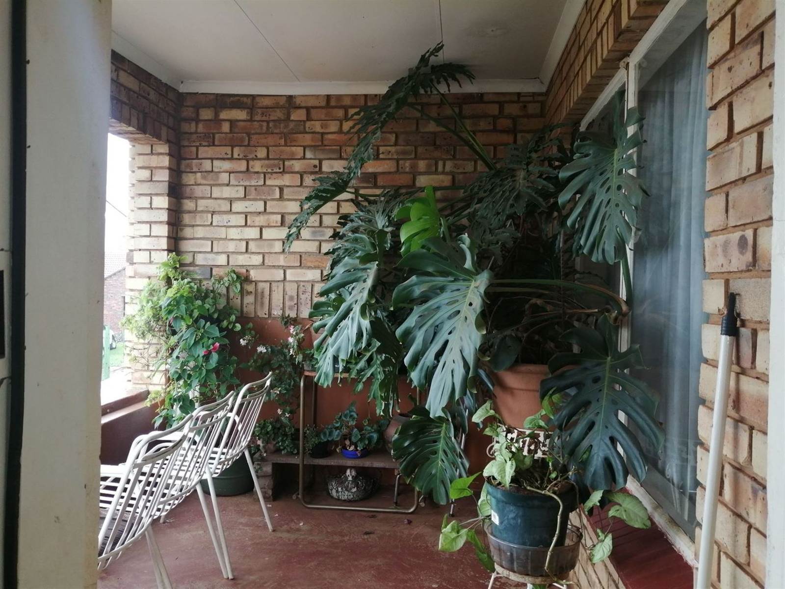 4 Bed House in Ikageng photo number 4