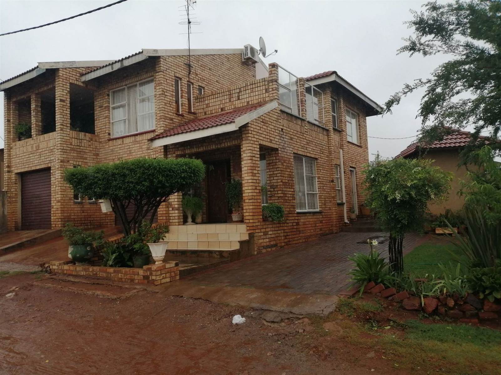 4 Bed House in Ikageng photo number 21