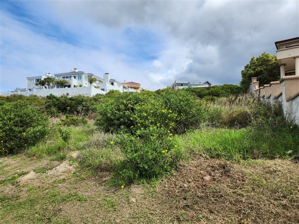 973 m² Land available in Island View