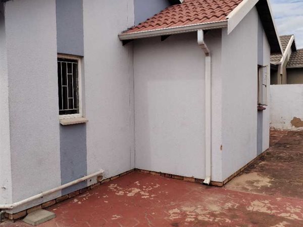 3 Bedroom House 3 Bedroom House