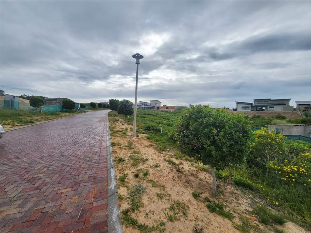 646 m² Land available in Stilbaai photo number 5