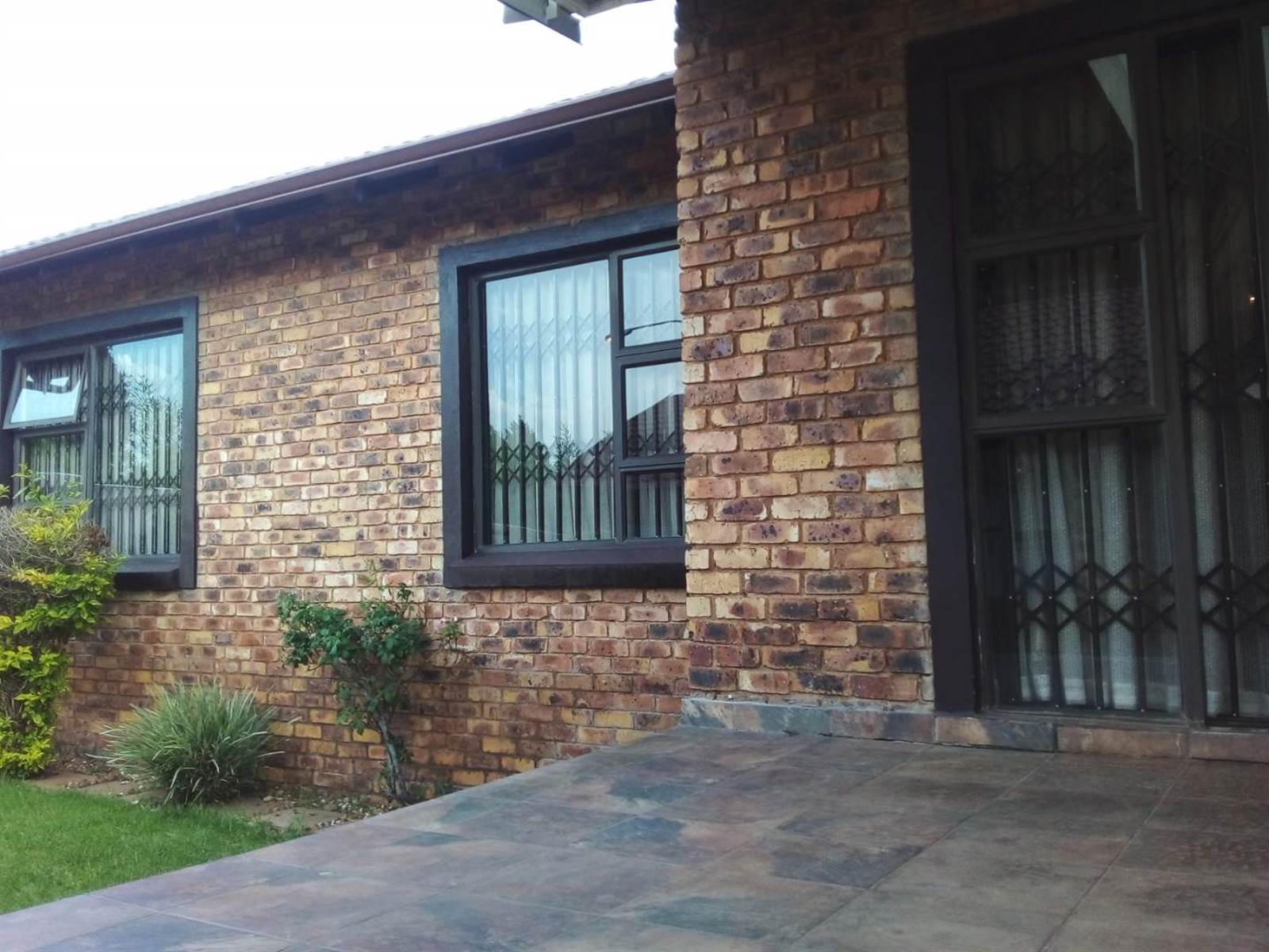3 Bed Cluster in Meredale photo number 9