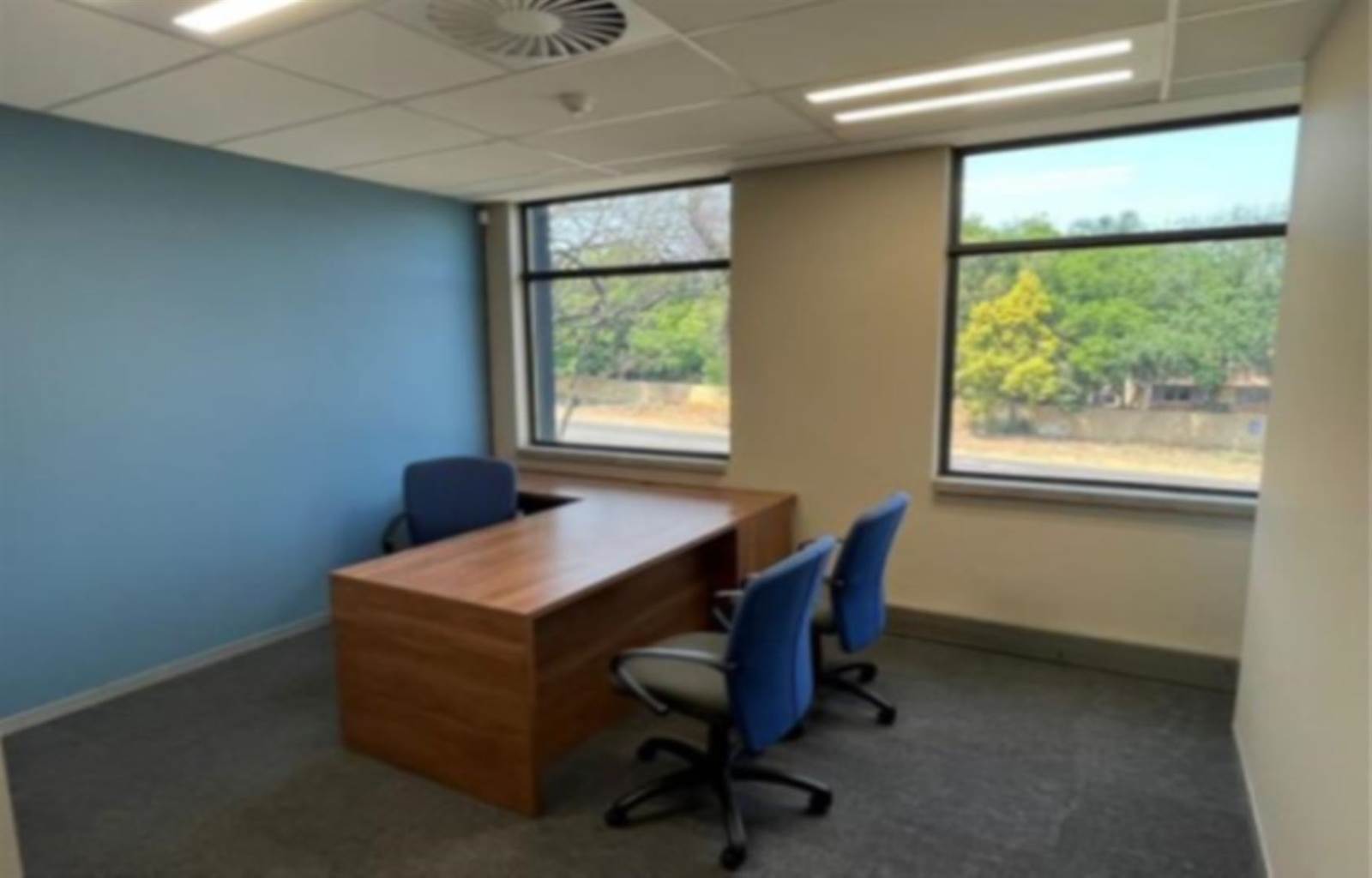128.54  m² Office Space in Lynnwood photo number 8