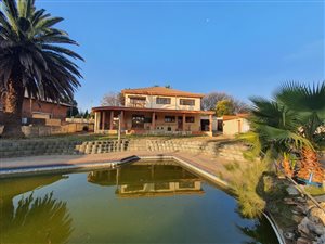 6 Bed House in Westdene