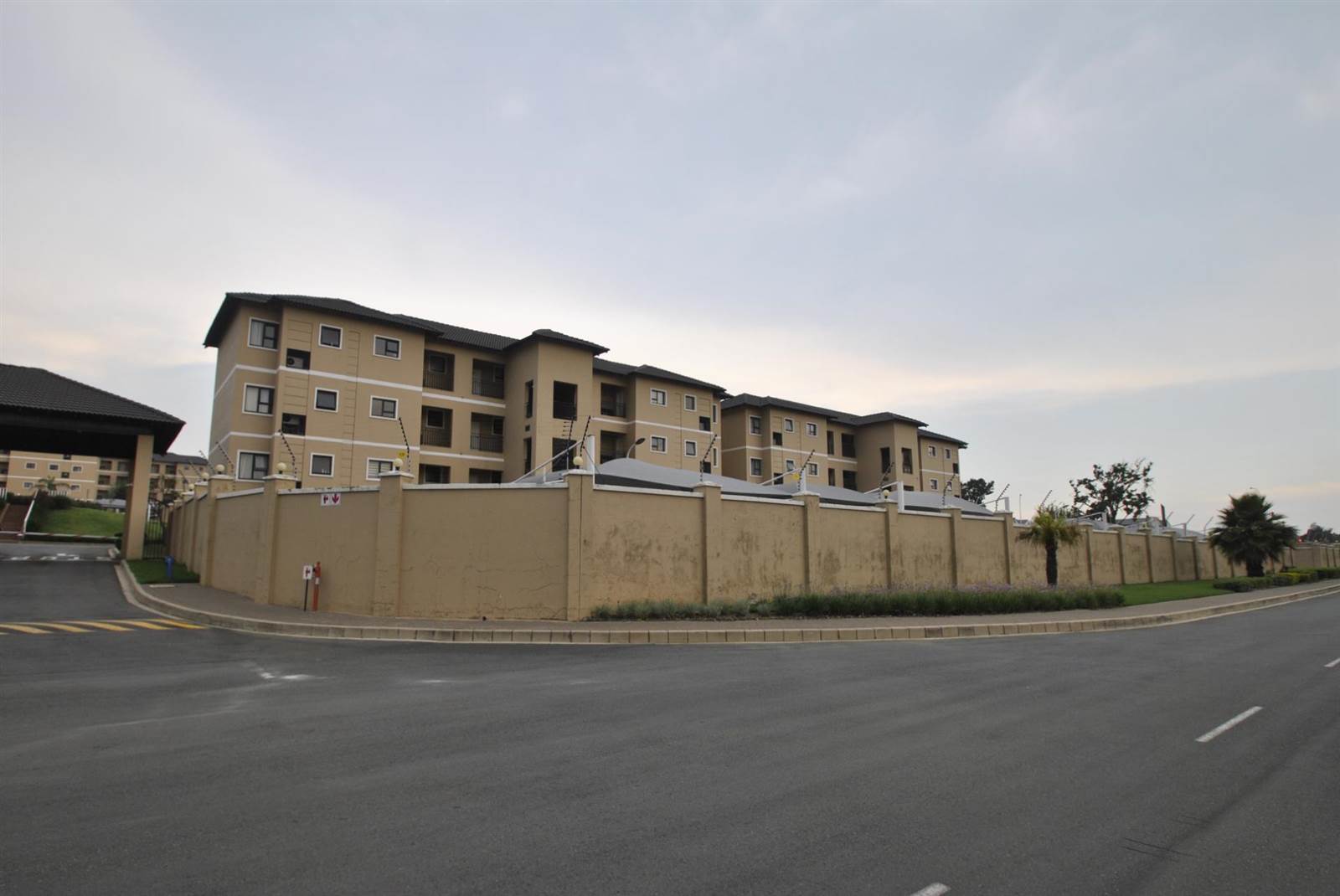 1 Bed Apartment in Boksburg Central photo number 21
