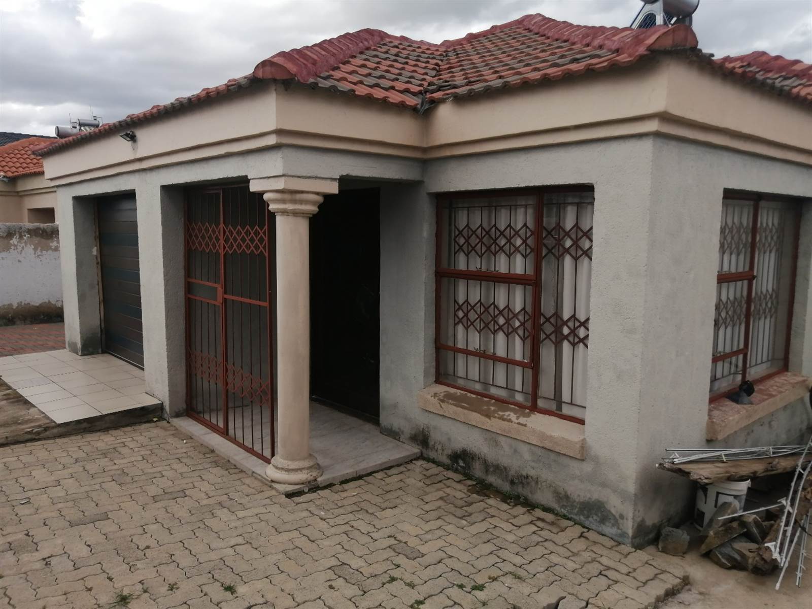 3 Bed House in Mahlasedi Park photo number 4